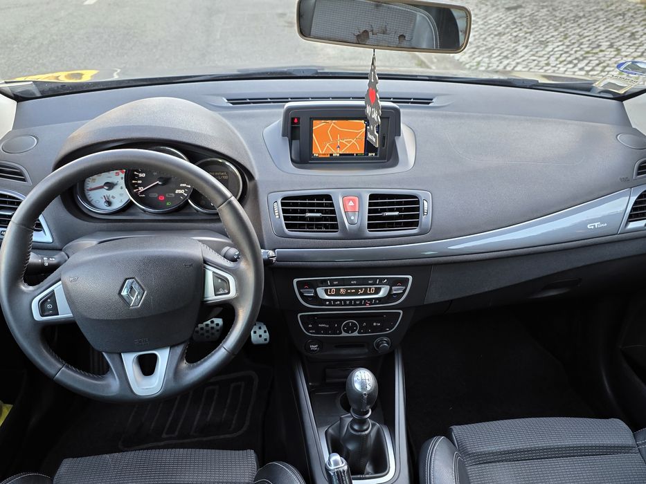 Renault Mégane GT Line Sport Tourer 1.5 DCI 110cv — Nacional • Muito Bem Estimada • Económica • 2011