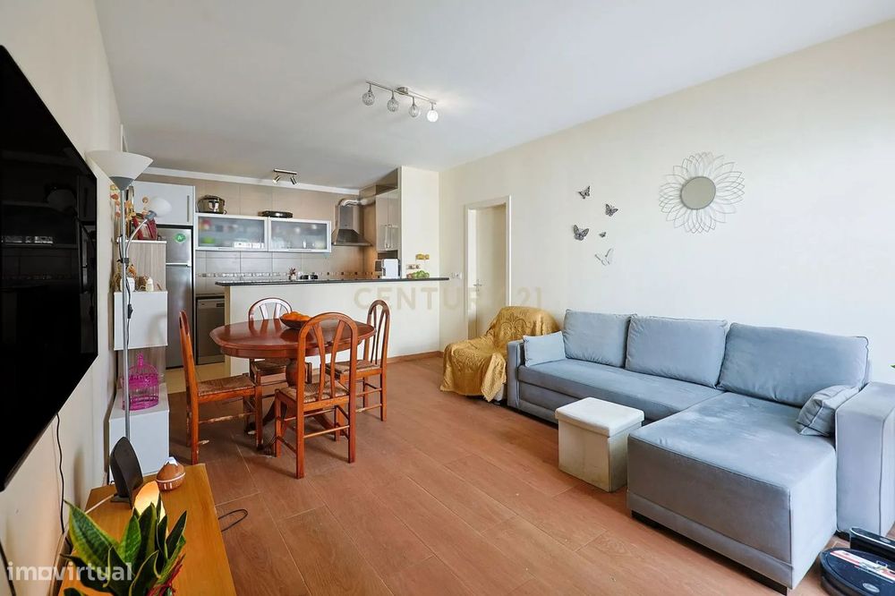 Apartamento T2 com elevador em Setúbal — São Sebastião, Setúbal