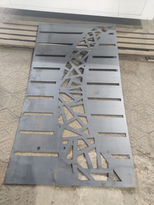 Лазерна різка металу\Лазерная резка металла у Рівному