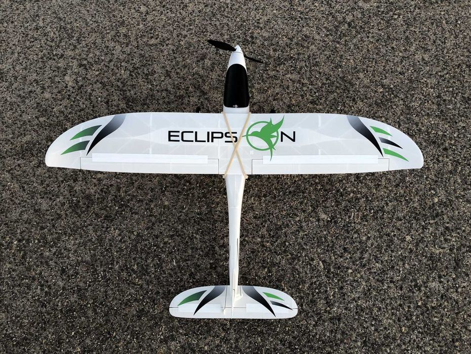 Тренувальний літак бпла fpv дрон