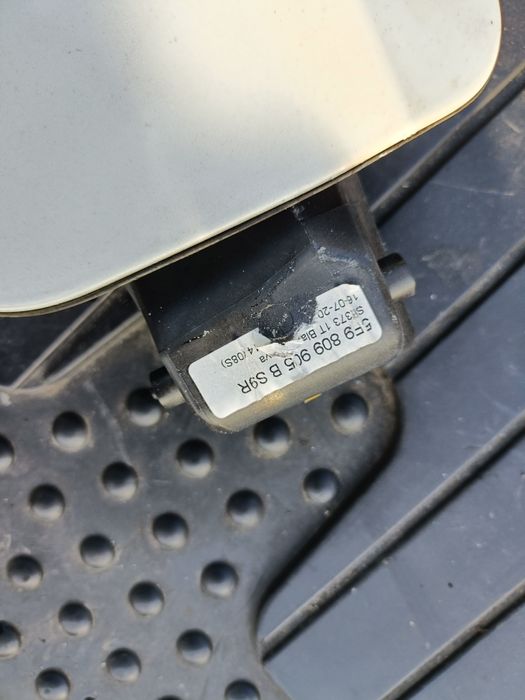 Seat Leon 3 wlew paliwa klapka ls9r kombi