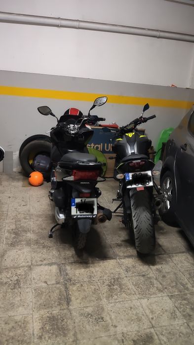 Honda PCX 2018 impecável
