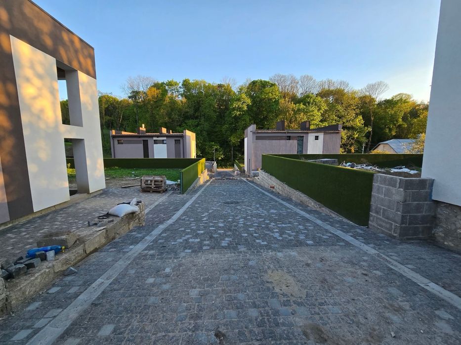 ПРОДАЖ приватного будинку поруч з лісом