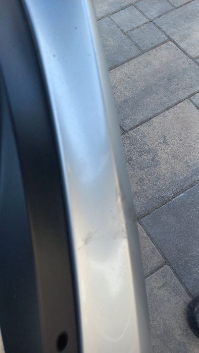 Vw polo 6r0 09-14 zderzak przód przedni srebrny la7w spryski