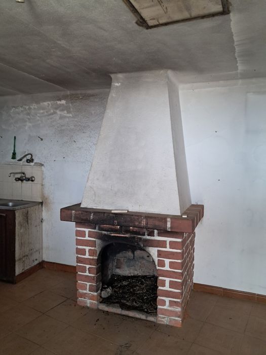 Venda casa T1  com loga