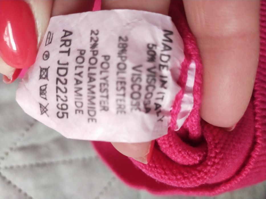 Sweter fuksja oversize