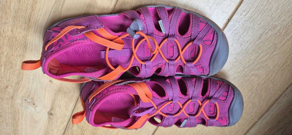 Sandałki  Crocs Seacamp rózówe 36 gratis