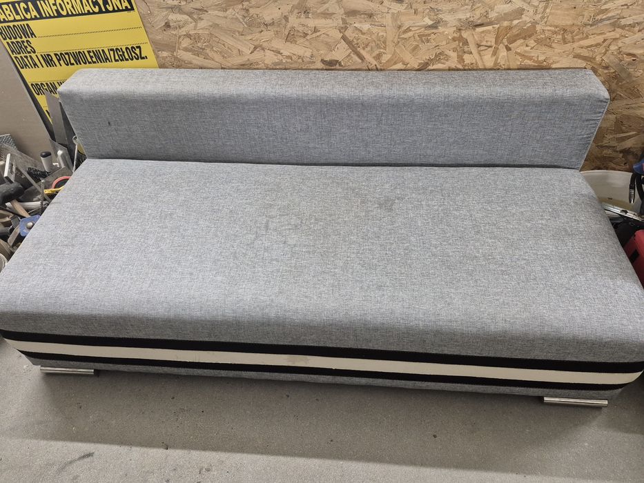 Kanapa Oddam za DARMO