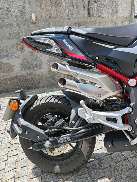 Benelli TNT 125, como nova