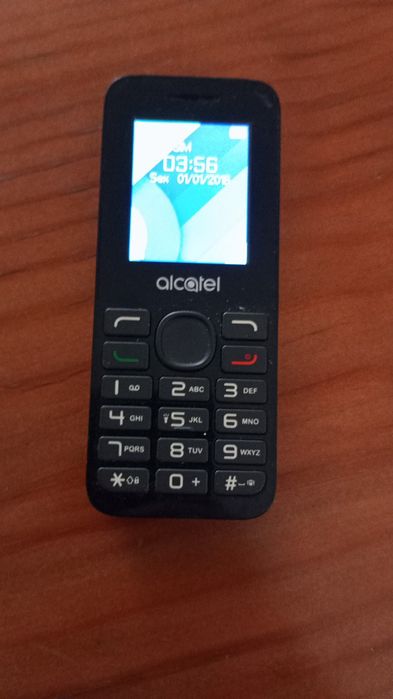 Telemóveis Nokia e Alcatel diversos