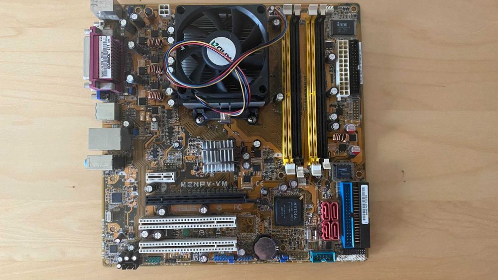 ASUS M2NPV-VM z AMD Athlon 64 X2 3600+