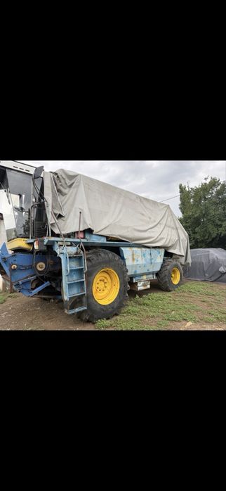 Продам комбайн славутич