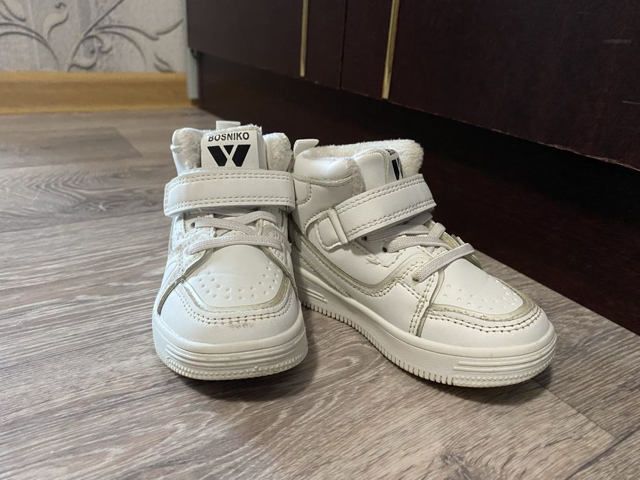 Продам дитячі хайтопи