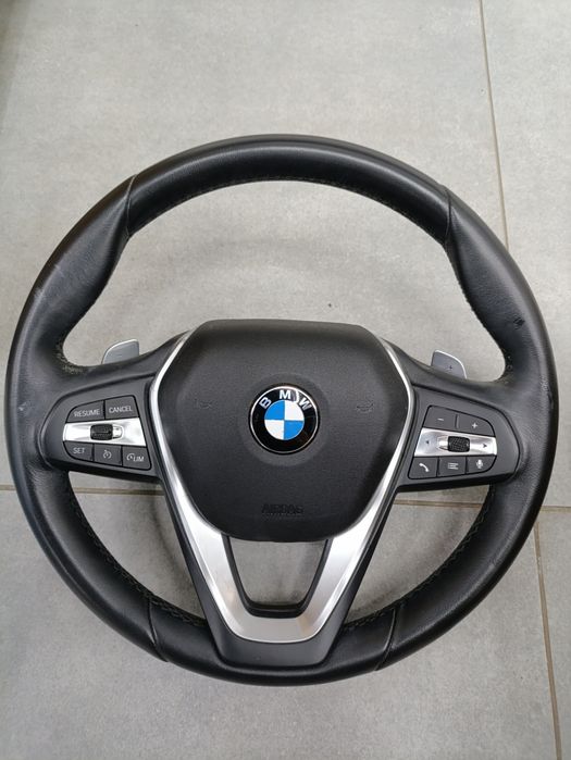 Руль от BMW  g20