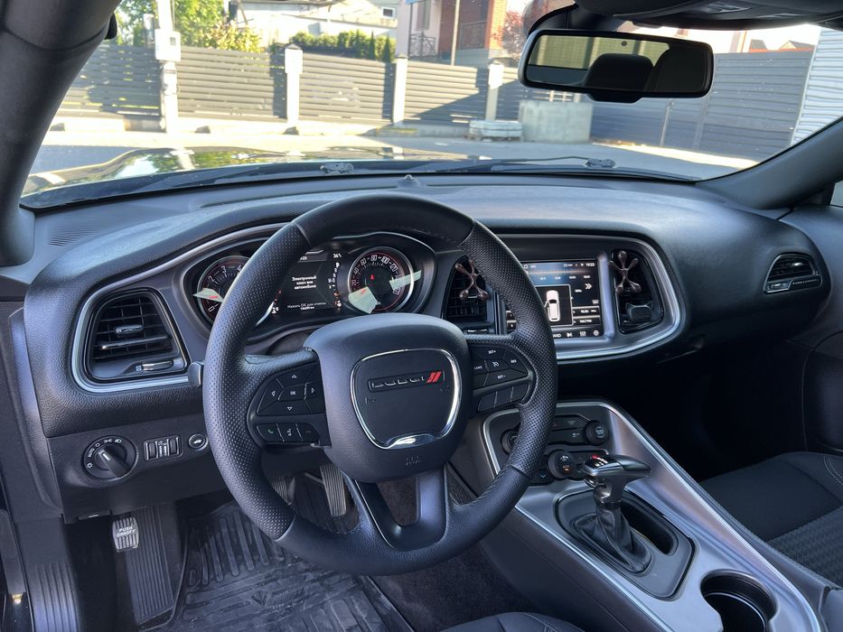 Dodge Challenger