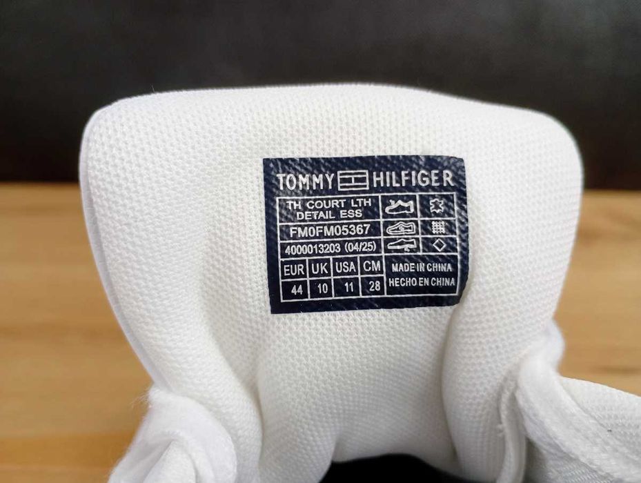 Sneakersy Tommy Hilfiger Th Court Lth Detail Ess, rozmiar 44
