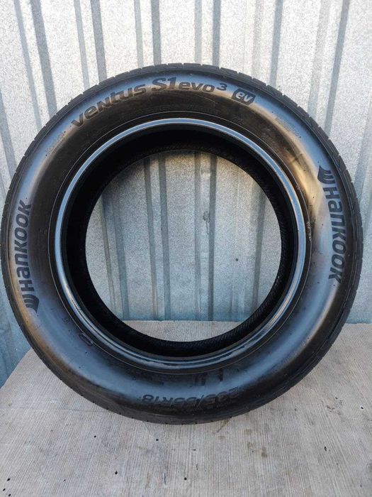 Шини б/у 235 55 R18 Hankook Ventus S1 evo3