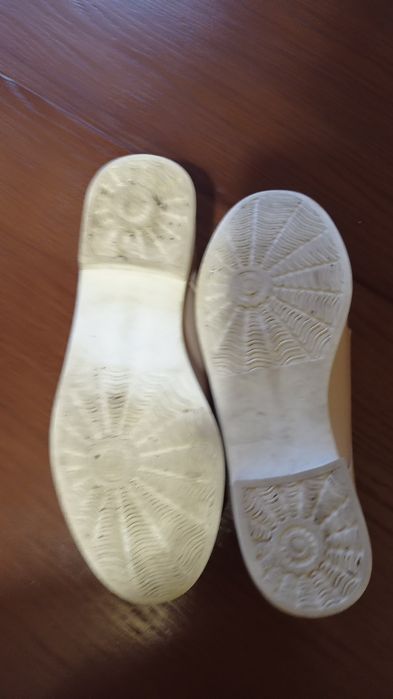 Туфлі жіночі 38 розмір. Розмір устілки 24.5 см.