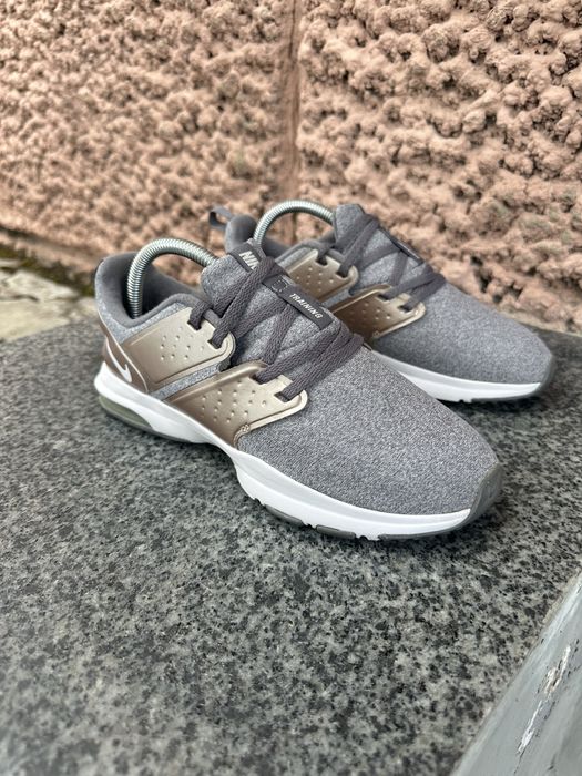 Кросівки Nike Training AQ0686-001 38 розмір оригінал