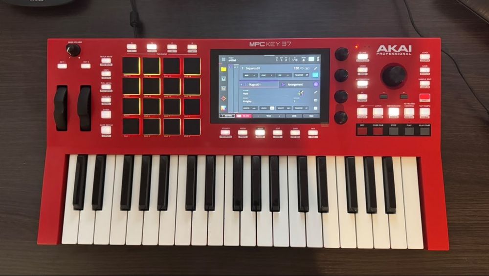Akai MPC Key 37 в ідеальному стані
