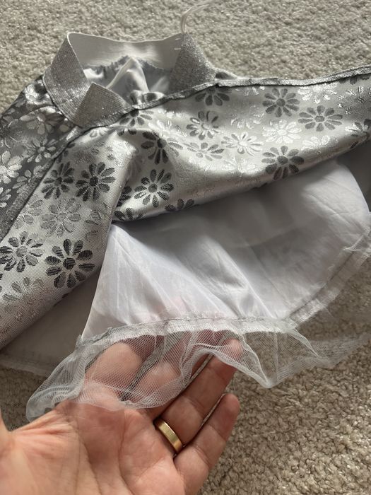 Spodniczka z tyliulem 104   „16”