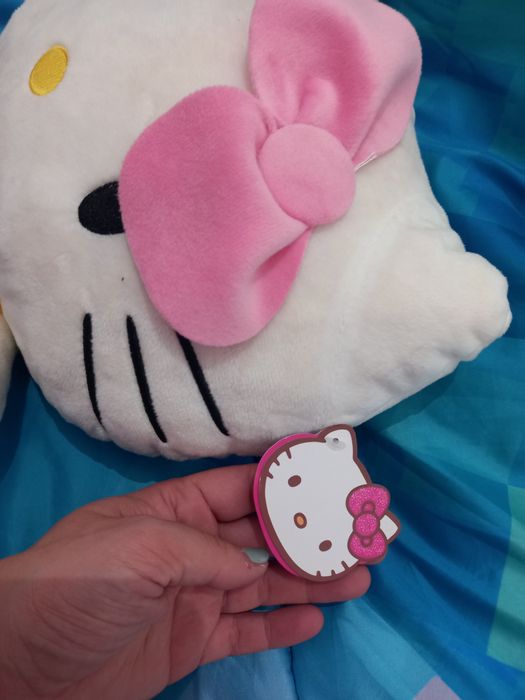 Hello Kitty boneco