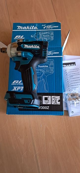 Klucz udarowy Makita DTW300 2026 rok