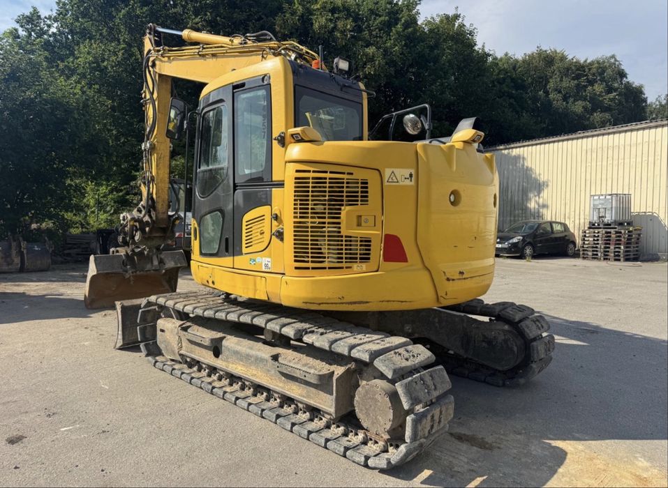 Giratoria komatsu de 2019