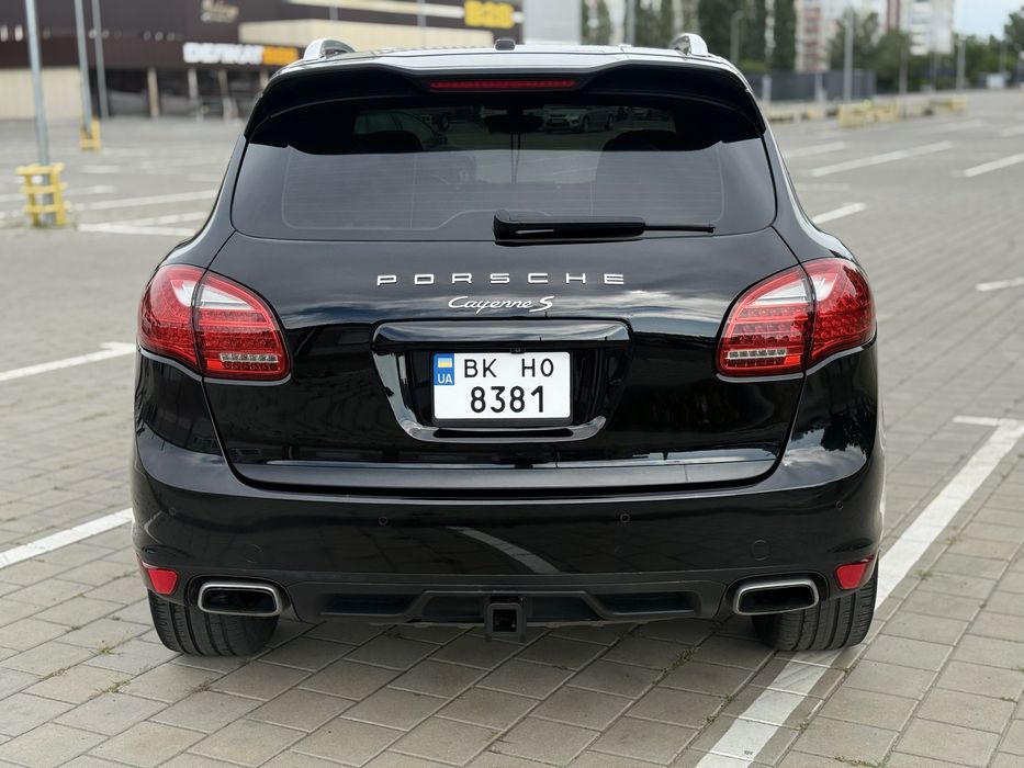 Porsche Cayenne S  3.0 Hybrid