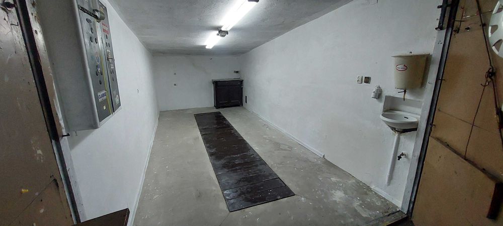 Do wynajęcia garaż murowany z kanałem na dni