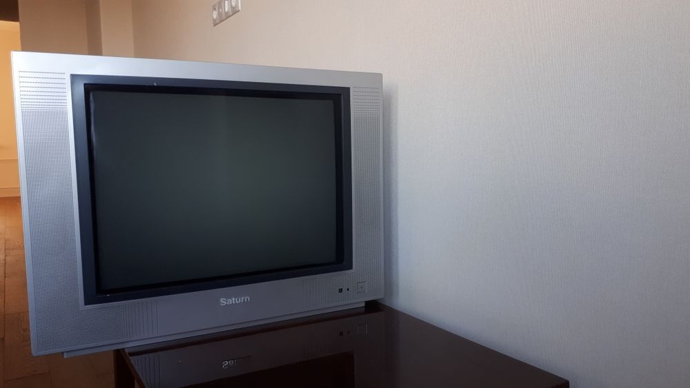 Телевизор Saturn