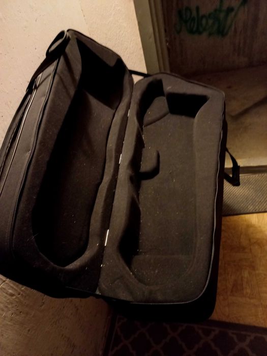 Saksofon barytonowy - Futerał firmowy BAGS