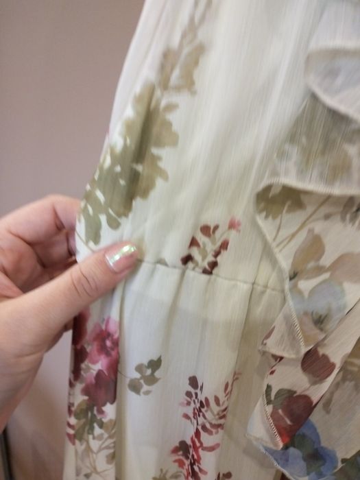 Reserved piękna długa sukienka rozmiar L