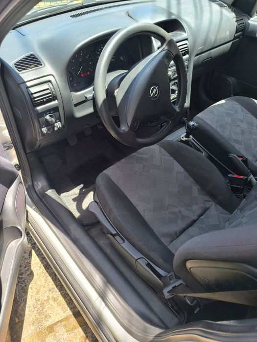 Opel Astra 2000 1.4 Gasolina 163.000 originais, 2º dono Pneu suplente nunca foi usado!