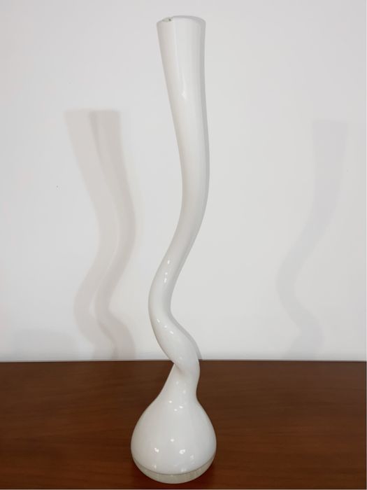 Jarra em vidro branca