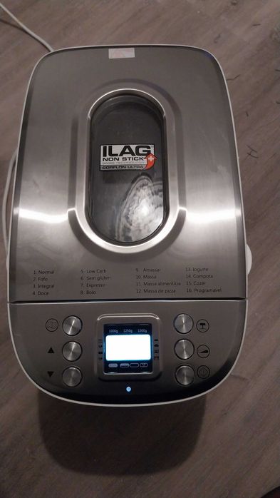 Máquina de Fazer Pão SilverCrest — 11 Programas, Pouco Uso