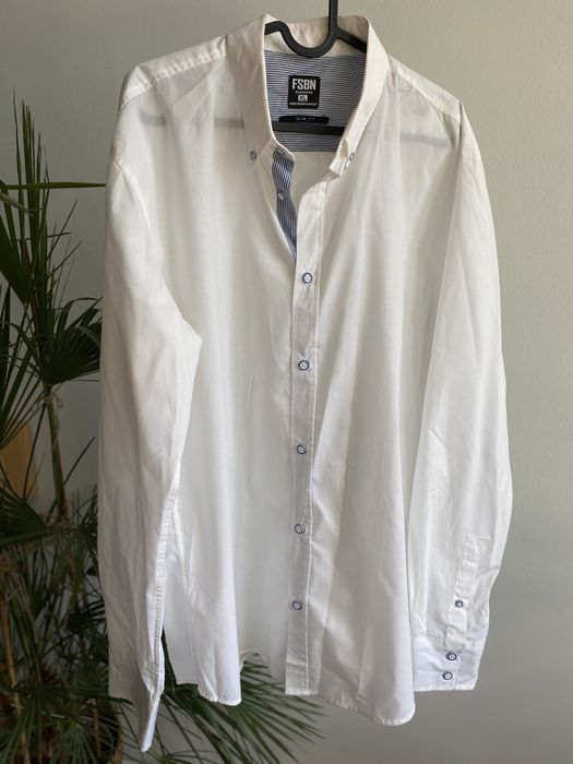 Koszula męska biała na guziki XL elegancka garniturowa niebieskie FSBN