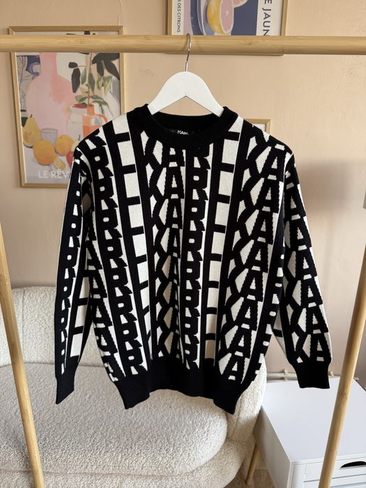 Светр жіночий Karl Lagerfeld S, L
