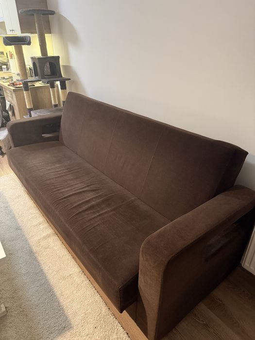 Sofa.