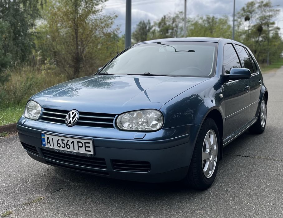 Volkswagen Golf 1.6 MPI газ/бензин
