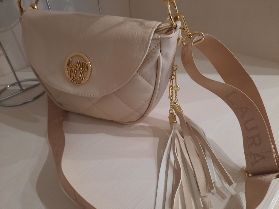 Piękna torebka listonoszka polskiej firmy Laura Biaggi