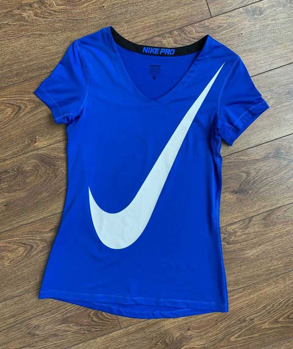 Жіноча футболка Nike Pro