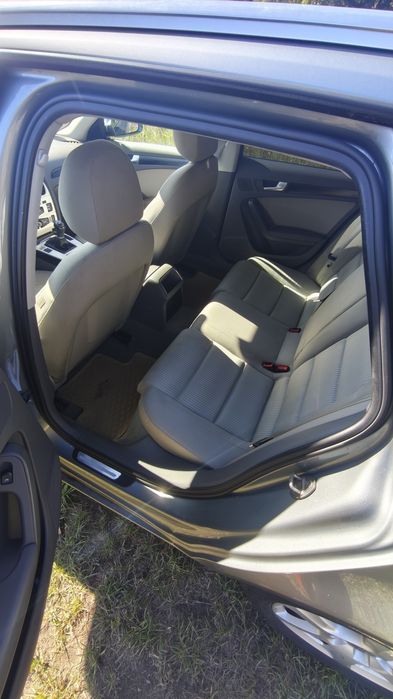 Audi a4 b8 2008 r