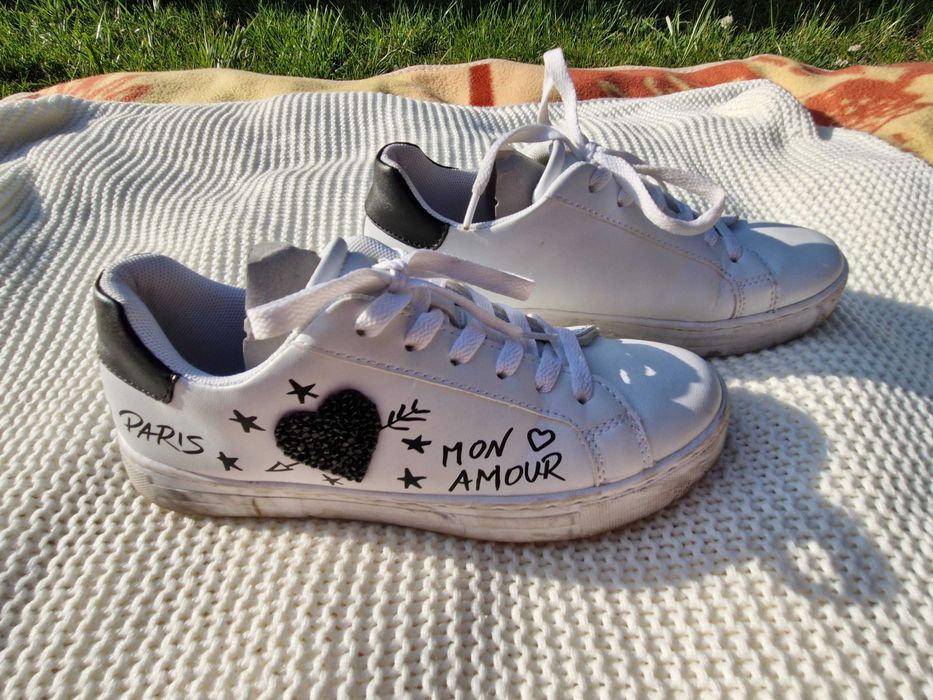 Buty sneakersy białe rozm. 38