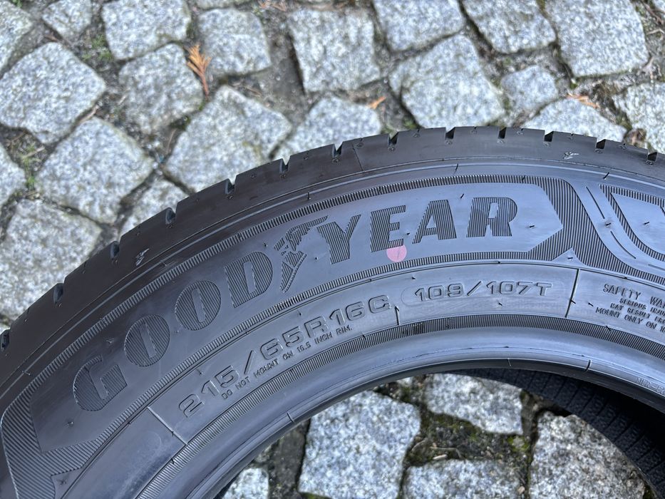 Letnie Goodyear EfficientGrip Cargo 2 215/65 R16C rok 2023 Demo