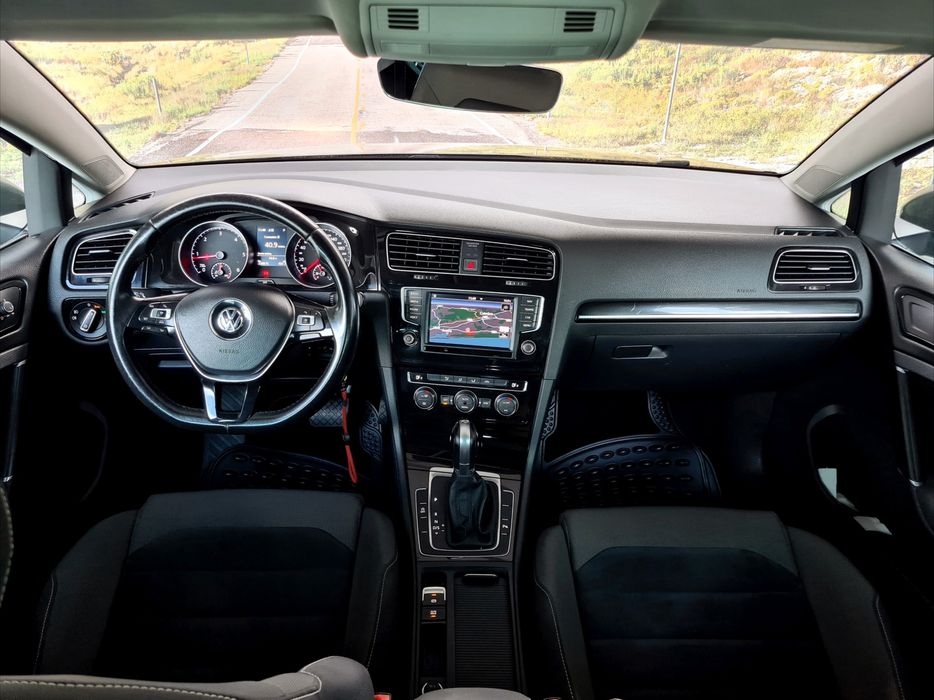 Volkswagen Golf Variant 1.6 TDi Highline DSG