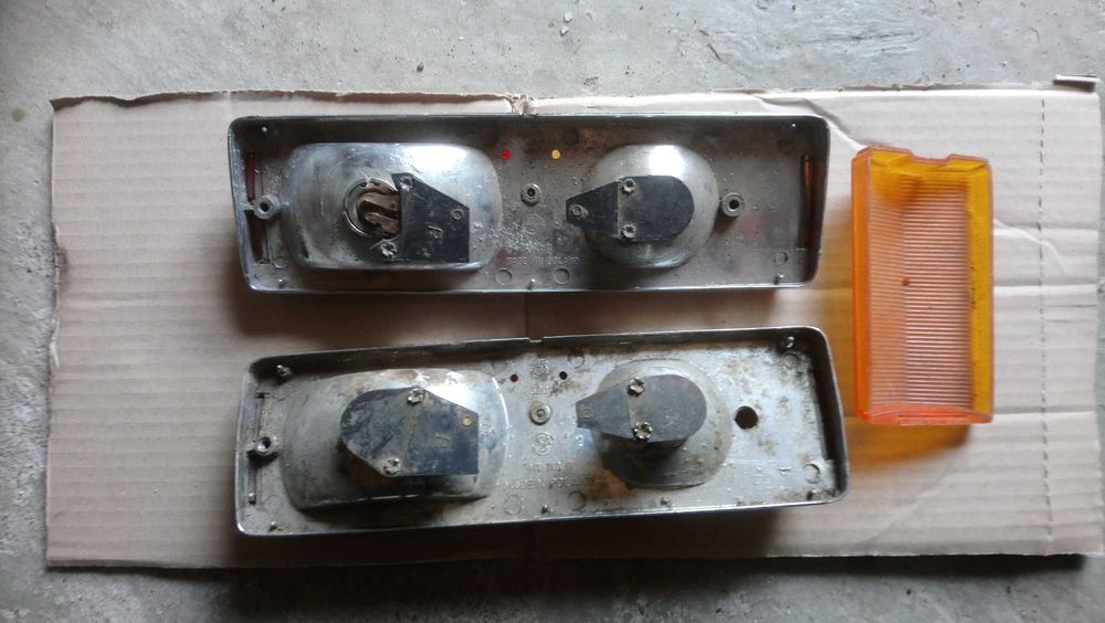 Задні фонарі 2 шт. вживані ціна за все ОЛХ доставка