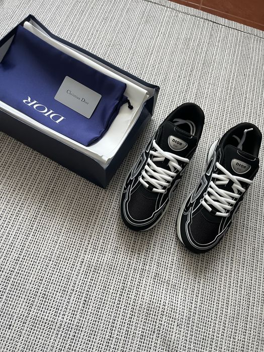 Tênis   Dior B30