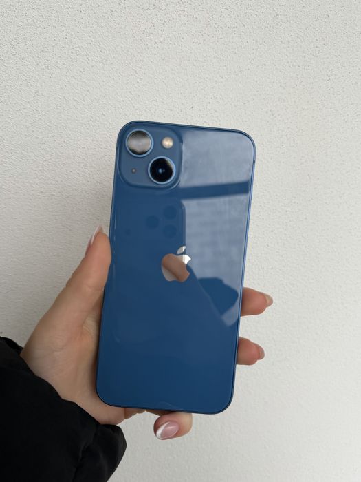 iPhone 13 128GB – Excelente Estado – Como Novo