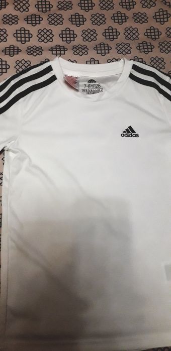 Футболка Адидас  и пижамы детские